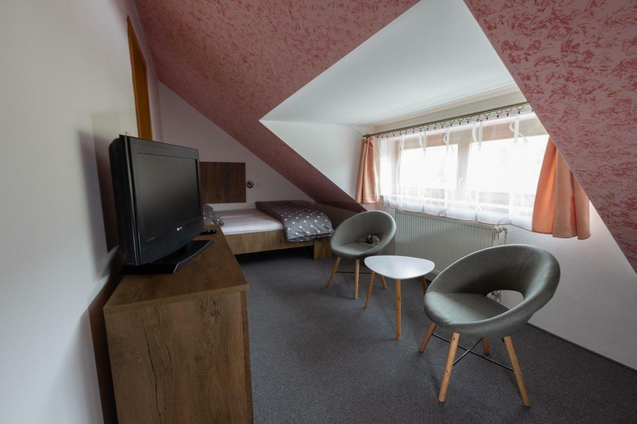 Apartmany Pemi Potštejn Eksteriør billede